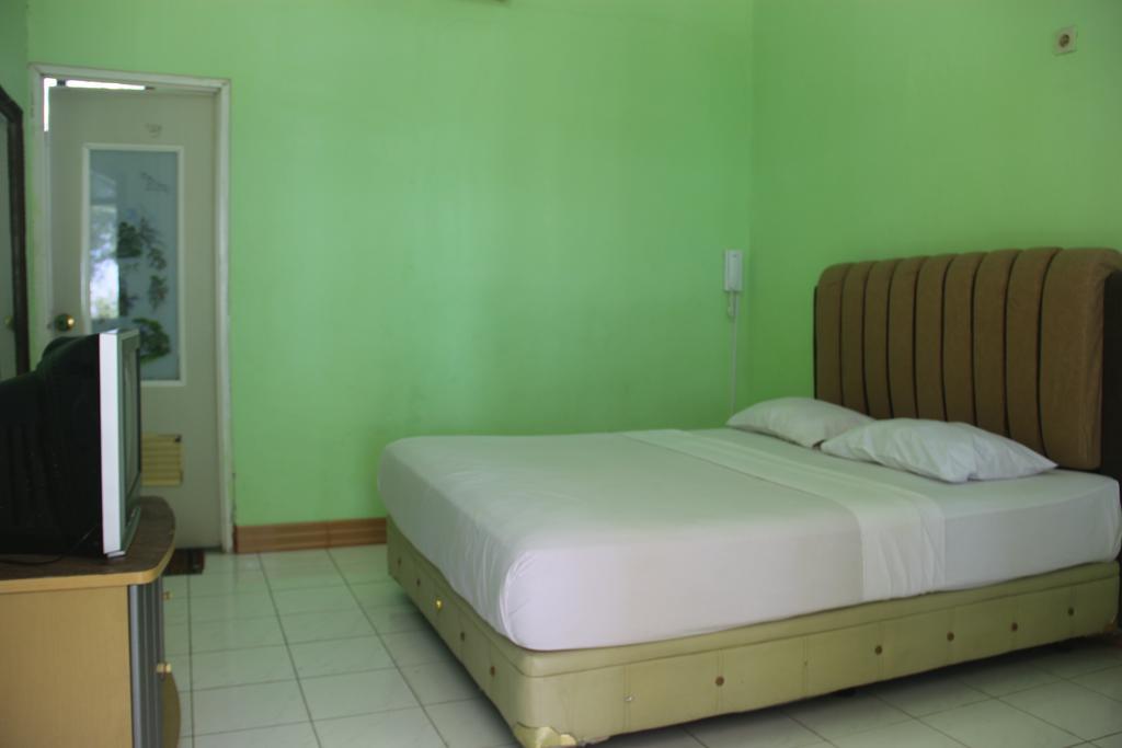 Pasir Putih Resort Bengkulu Exterior foto